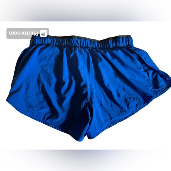 Women's Nike Team Full Flex Shorts, Blue size M - Picture 2 of 3
